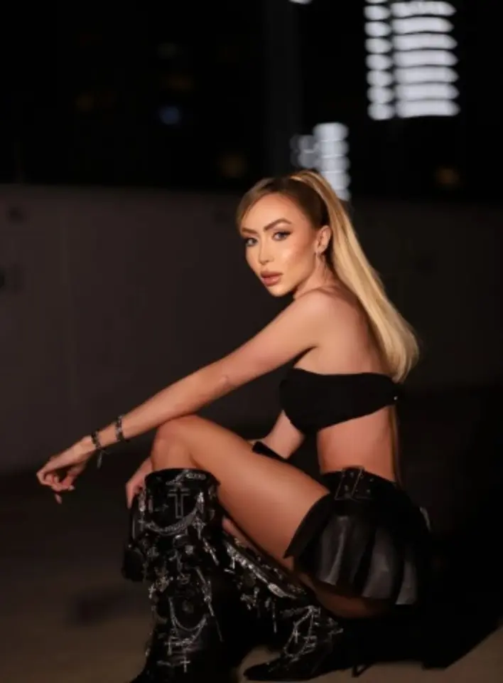 shemale escort Amsterdam? Pietra Mancini!